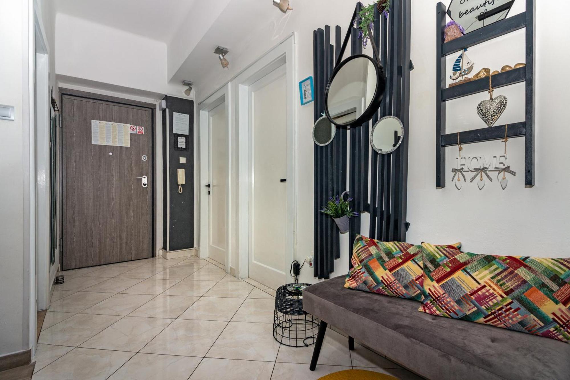 Spacious Apartment Center Split Ngoại thất bức ảnh
